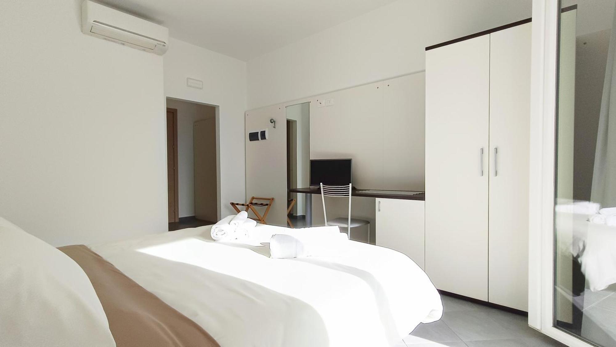 Lido Rooms & Apartments Lido di Fermo Kültér fotó